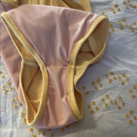 Yellow Ribbed Swimsuit - Picture 6 of 6